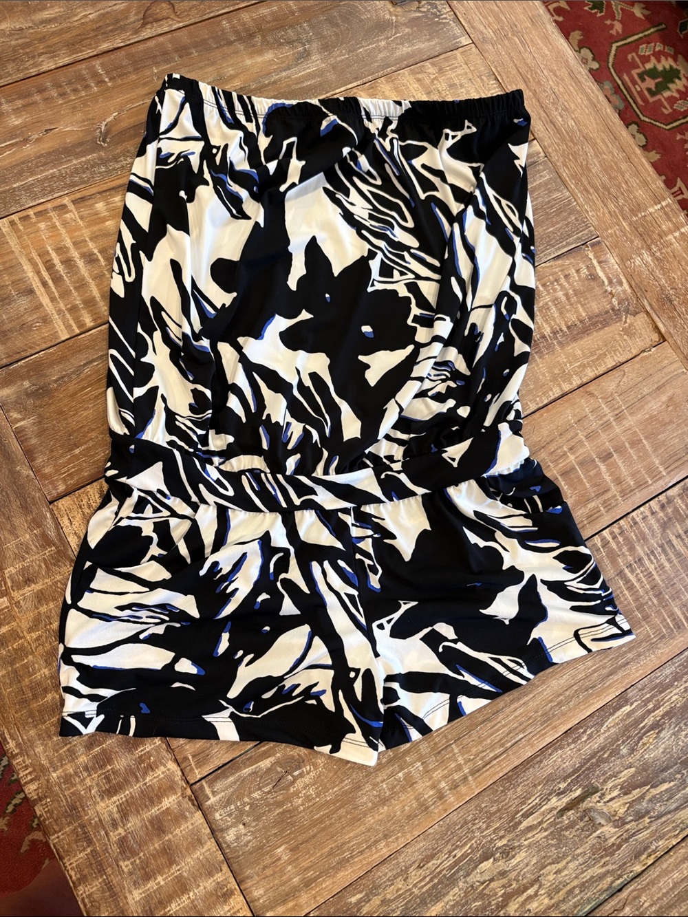 TORI RICHARD Black & White Strapless Romper M